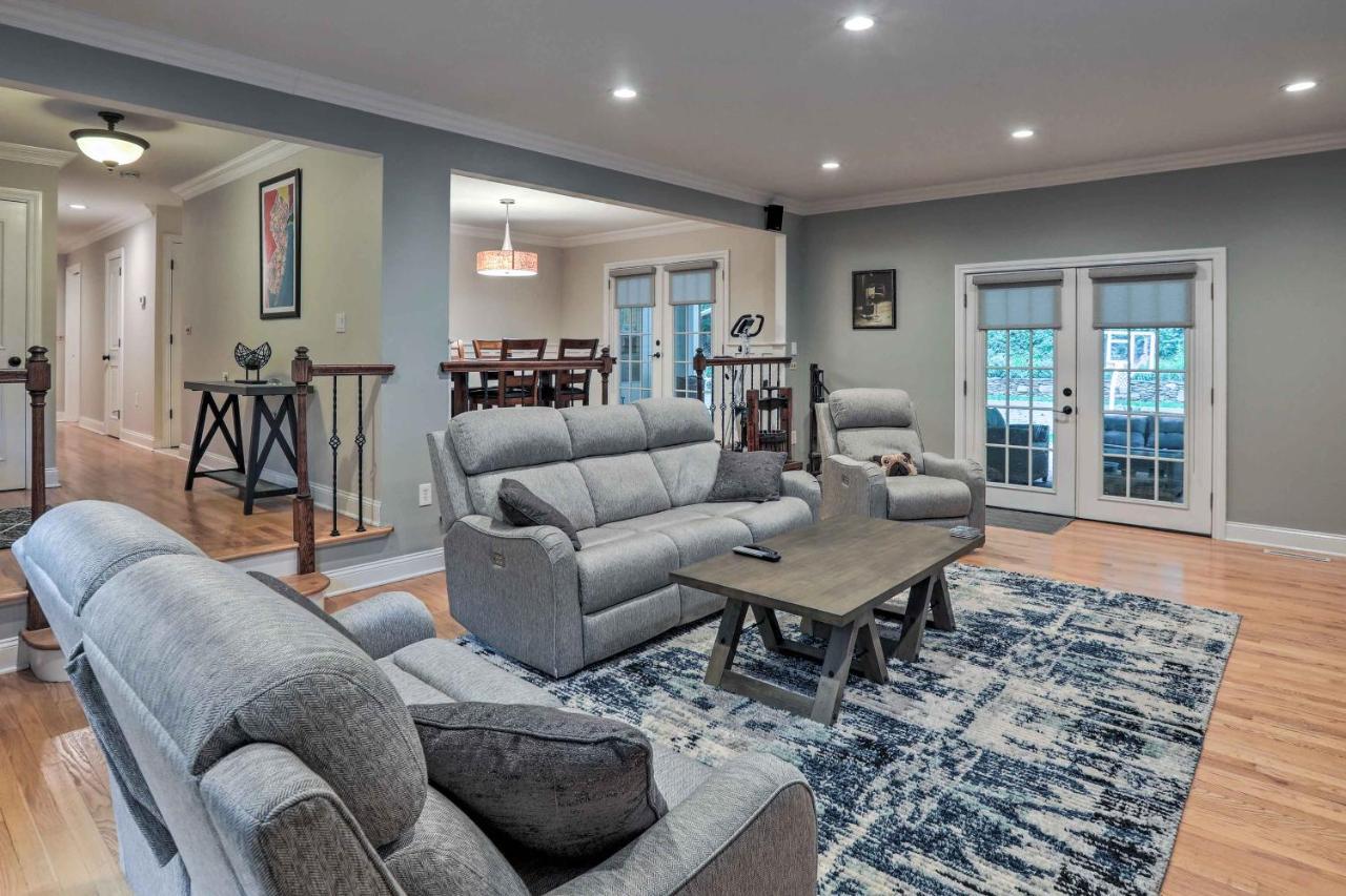 Bernardsville Abode With Private Pool And Patio! Extérieur photo